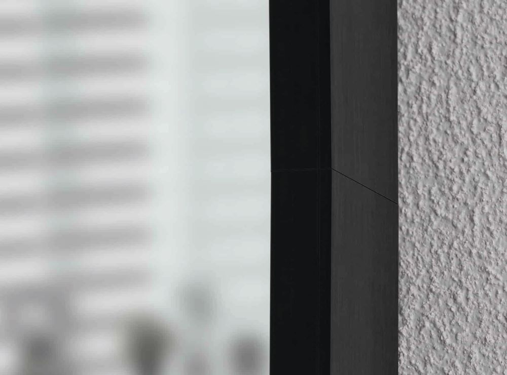 Joy Black – Ovaler Wandspiegel im schwarzen Rahmen aus gebürstetem Aluminium - Ofenerlebnis.de Joy Black – Ovaler Wandspiegel im schwarzen Rahmen aus gebürstetem Aluminium - Ofenerlebnis.de