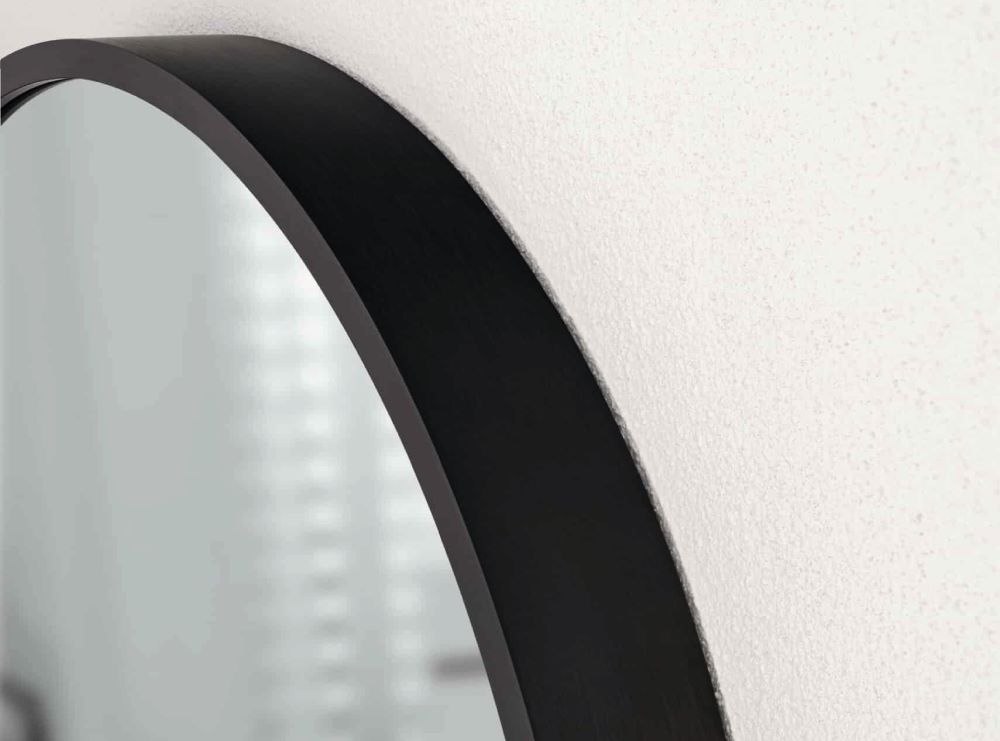 Joy Black – Ovaler Wandspiegel im schwarzen Rahmen aus gebürstetem Aluminium - Ofenerlebnis.de Joy Black – Ovaler Wandspiegel im schwarzen Rahmen aus gebürstetem Aluminium - Ofenerlebnis.de