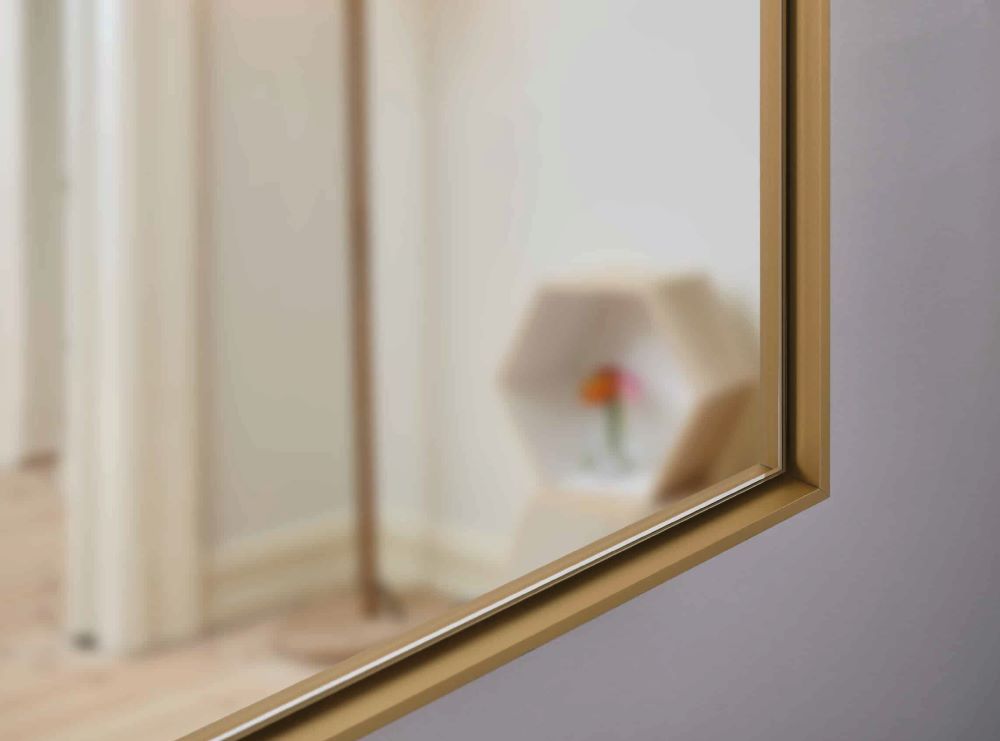 Stark Gold – Rechteck Wandspiegel aus gebürstetem Aluminium, 60 x 80 cm - Ofenerlebnis.de Stark Gold – Rechteck Wandspiegel aus gebürstetem Aluminium, 60 x 80 cm - Ofenerlebnis.de