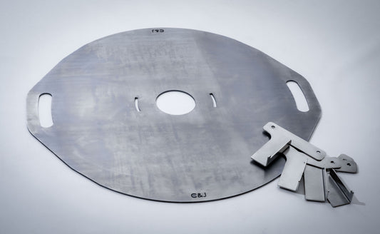 Feuerplatte aus 5 mm Stahl für Outdooröfen – Plancha- & Grillplatte Ø 800 mm mit Halterungen