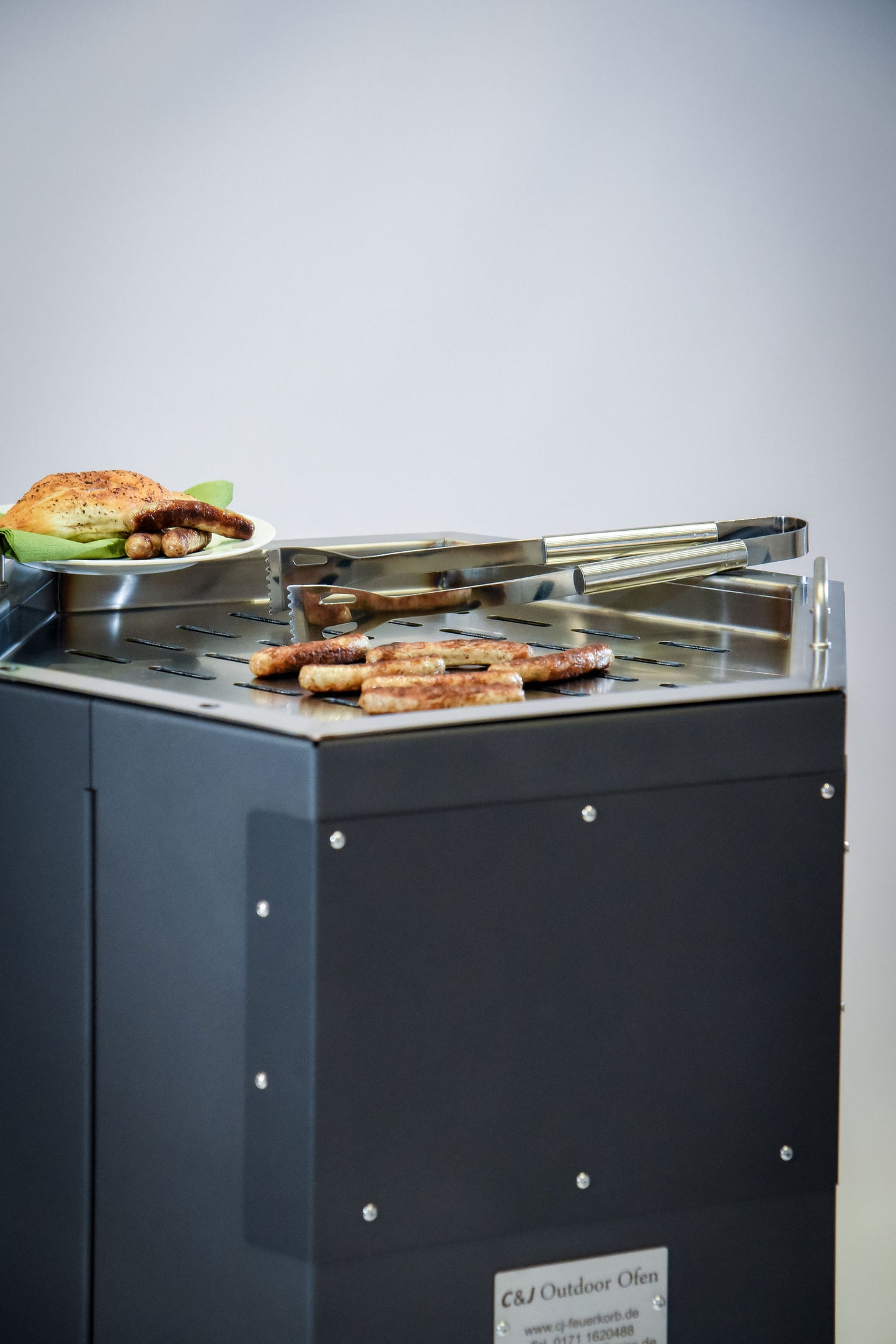 Grillwanne aus Edelstahl mit Grillrost für Outdooröfen – Grilleinsatz inklusive Halterungsbügel