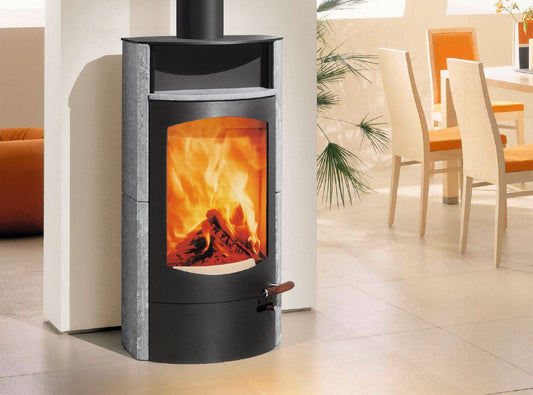 Kaminofen Austroflamm Koko 2.0 (6 kW) Speckstein, Warmhaltefach Speckstein, Guss-Topplatte, RRA oben