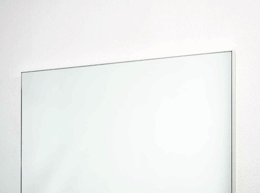 Box White – Rechteck Wandspiegel im weißen Rahmen aus gebürstetem Aluminium, 60 x 80 cm - Ofenerlebnis.de