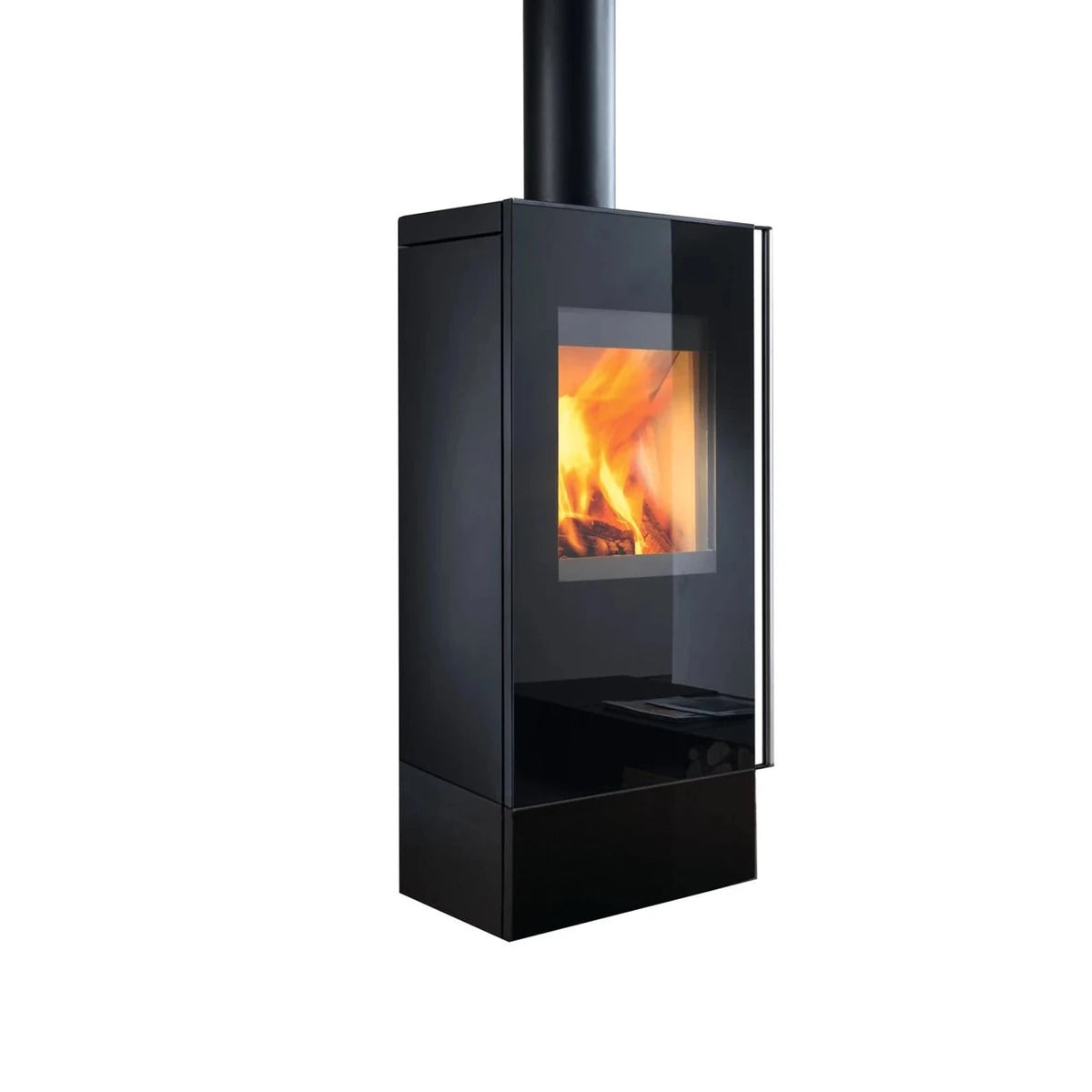 Wodtke Casa duo 6 kW als freigestellter Kaminofen