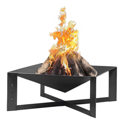 Feuerschale CookKing Cuba 70x70 cm – Feuerschale mit brennenden Holzscheiten auf weißem Hintergrund