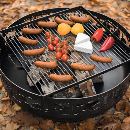 Feuerschale CookKing Forest 80 cm – Schräge Draufsicht auf den aufgelegten Grillrost mit Grillgut