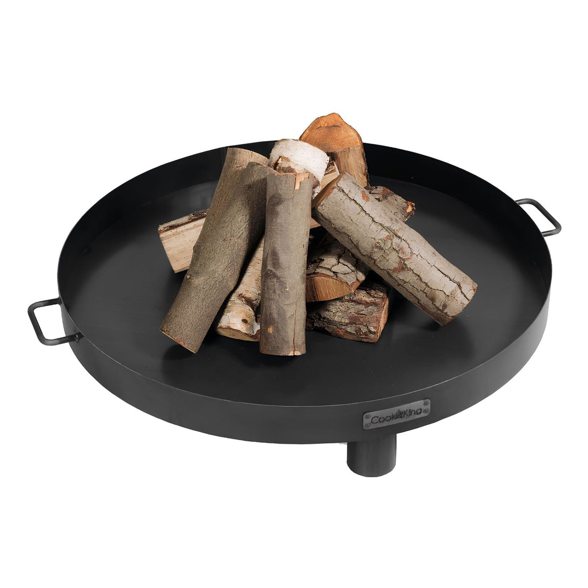 Feuerschale CookKing Tunis – Flache Feuerschale mit Holzscheiten in erhöhter schräger Ansicht