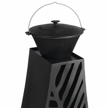 CookKing Gartenofen Lima – Kessel mit Deckel auf der oberen Ablage des Gartenofens