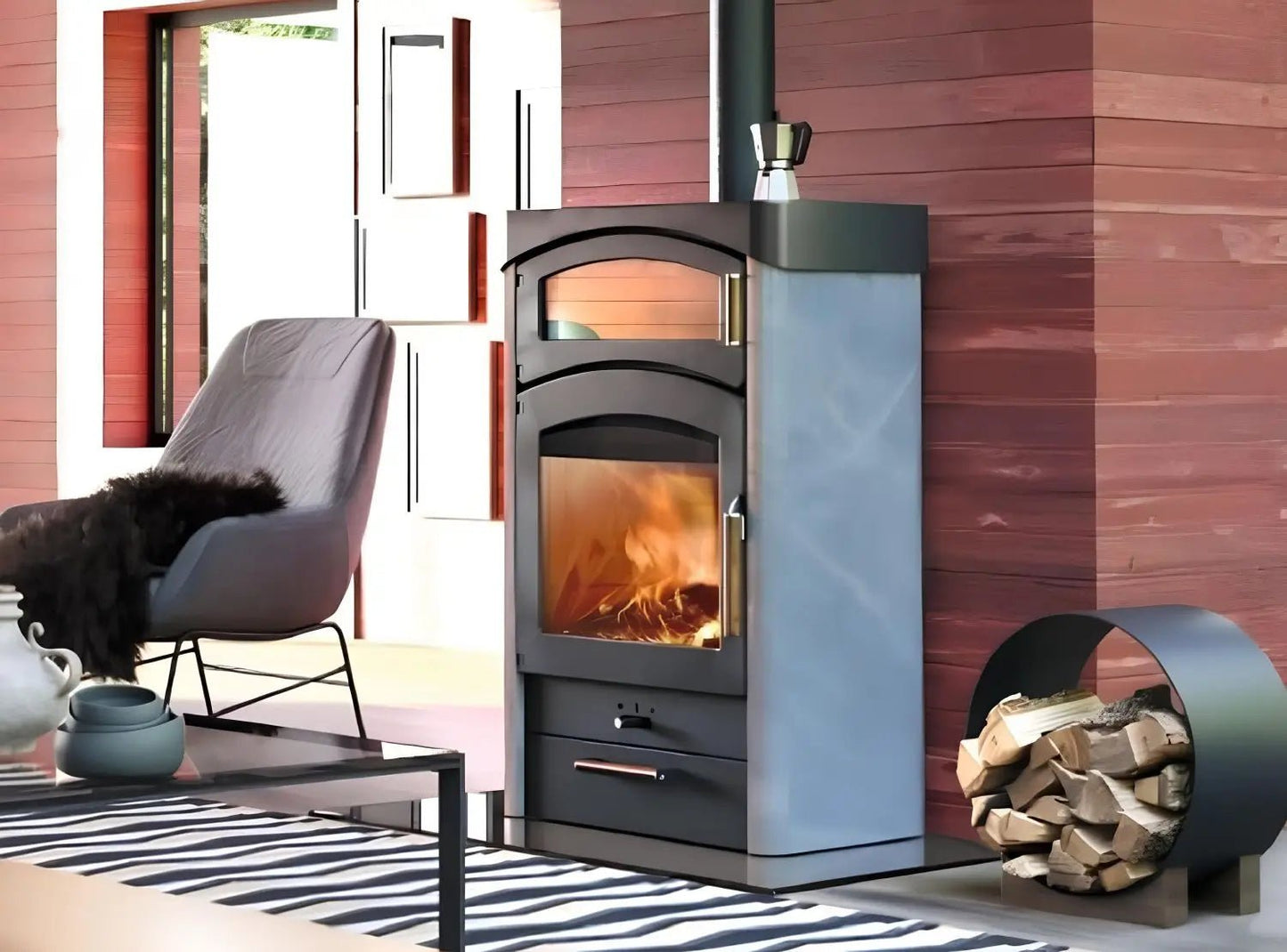 Kaminofen Austroflamm Pallas Back mit Specksteinverkleidung - ofenerlebnis.de