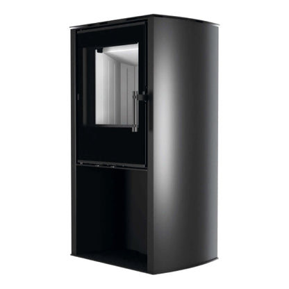 Kaminofen Hitze Cane S 6,5 kW – Kaminofen in schräger Vorderansicht auf Weiß