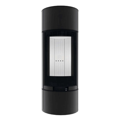 Kaminofen Hitze Charuto 8,5 kW – Hoher runder Kaminofen in Vorderansicht auf Weiß