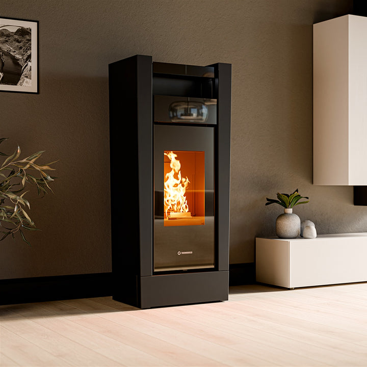 Pelletofen Thermorossi Creo Supreme Natural Air EVO im Wohnraum