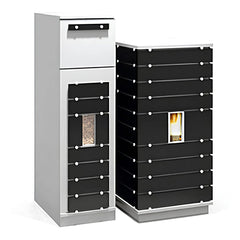 Pelletofenzubehör Wodtke ivo.tower | 150 kg – Pelletbehälter neben einem Pelletofen auf Weiß