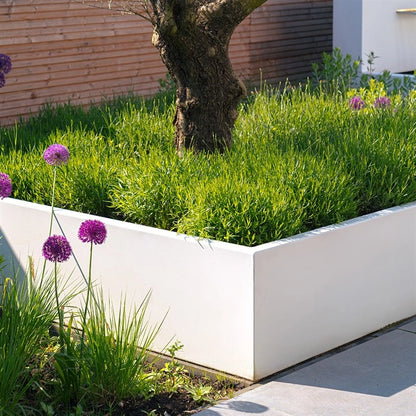 Pflanzkübel ADEZZ CARREZ aus Aluminium – Hersteller-Serienmotiv im Garten; Modellabbildung
