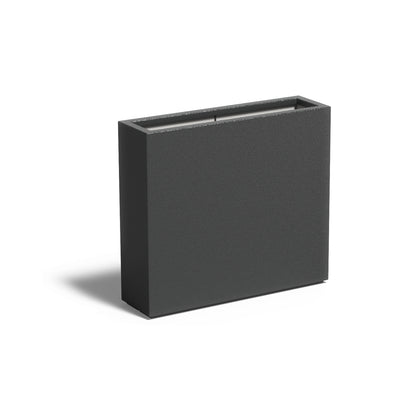 Pflanzkübel ADEZZ CARREZ aus Fiberglas, 90 × 25 × 80 cm – Modellabbildung