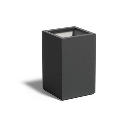 Pflanzkübel ADEZZ CARREZ aus Fiberglas, 50 × 50 × 80 cm – Modellabbildung
