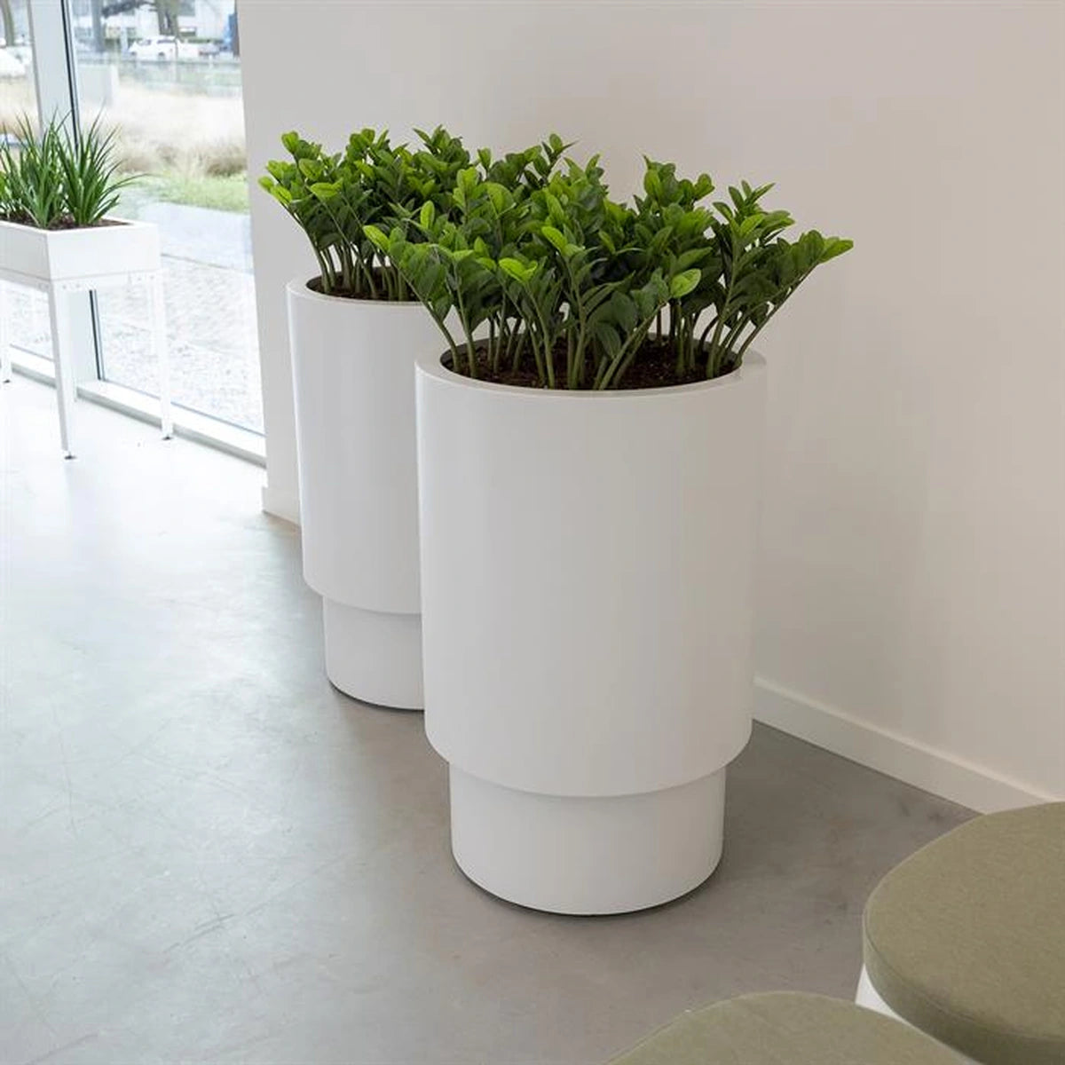 Pflanzkübel ADEZZ EXTEND aus Aluminium im Ambiente