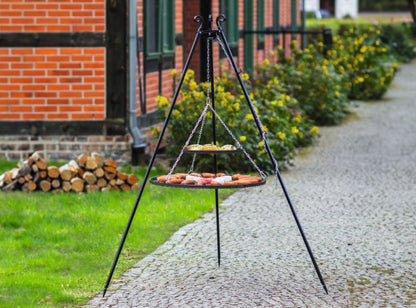 Schwenkgrill 180 cm - Doppelrost aus Rohstahl - Ofenerlebnis.de