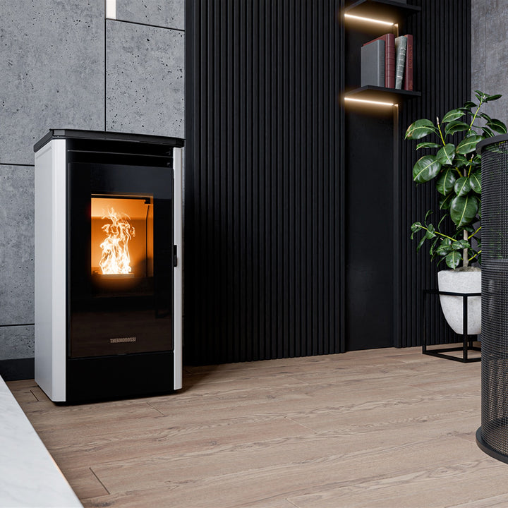 Pelletofen Thermorossi Urban Evo im Wohnraum