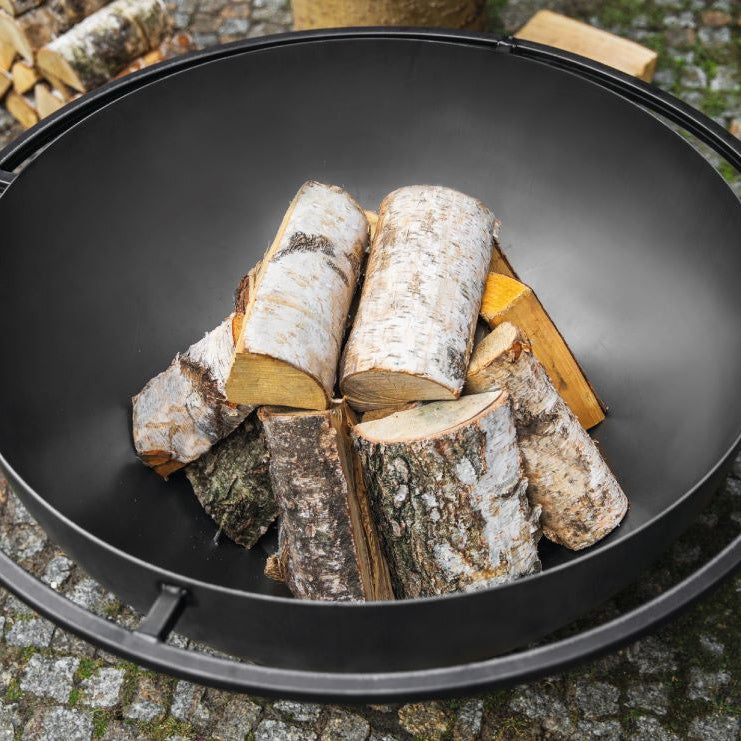 Tiefe Feuerschale Premium FAT BOY 85 cm – Draufsicht auf Schale und Holzscheite