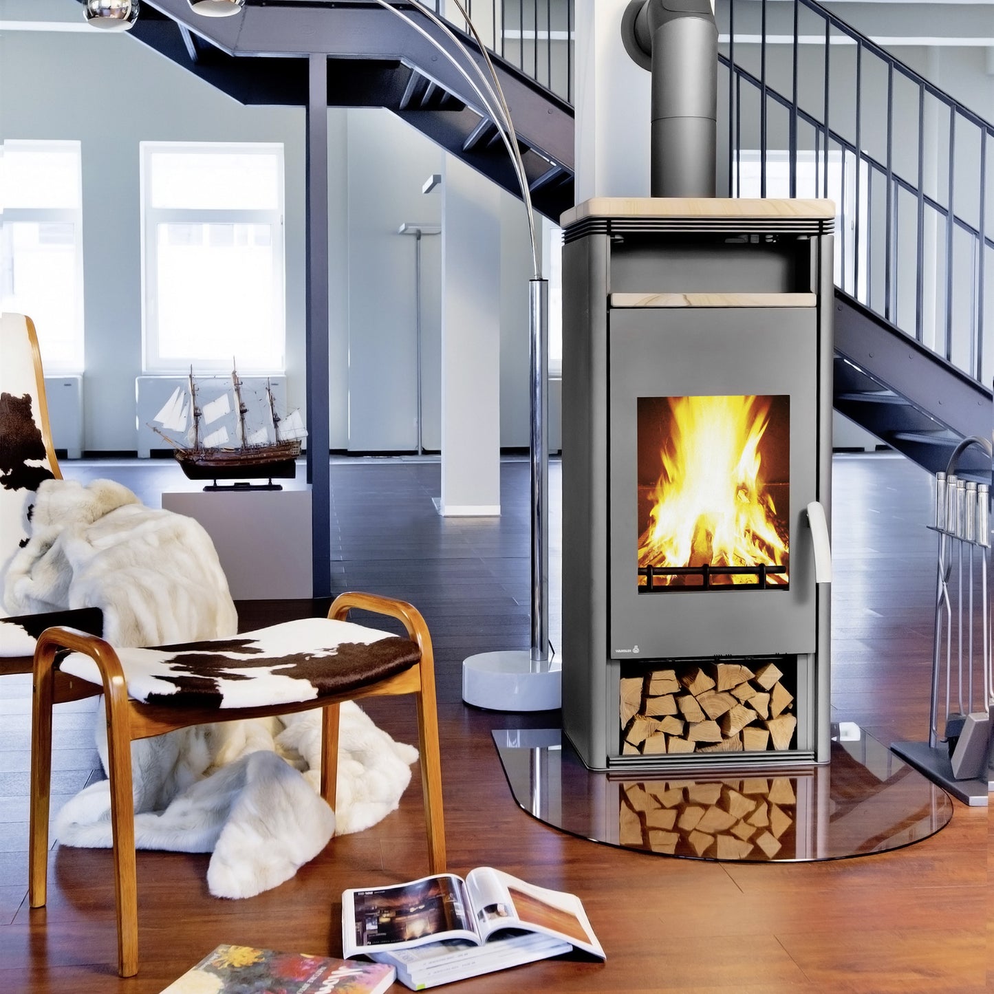 Kaminofen Wamsler Fulgor Sandstein | 6/8 kW – Wohnraumbild